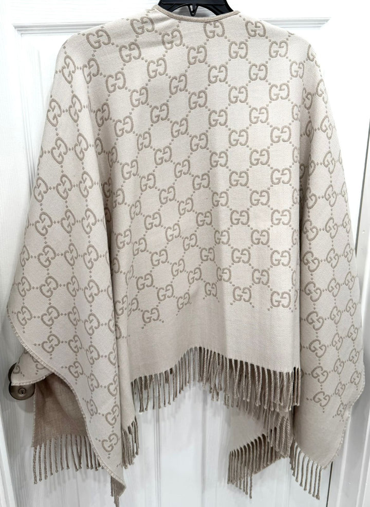 GUCCI GG MONOGRAM WOOL JACQUARD FRINGED CAPE