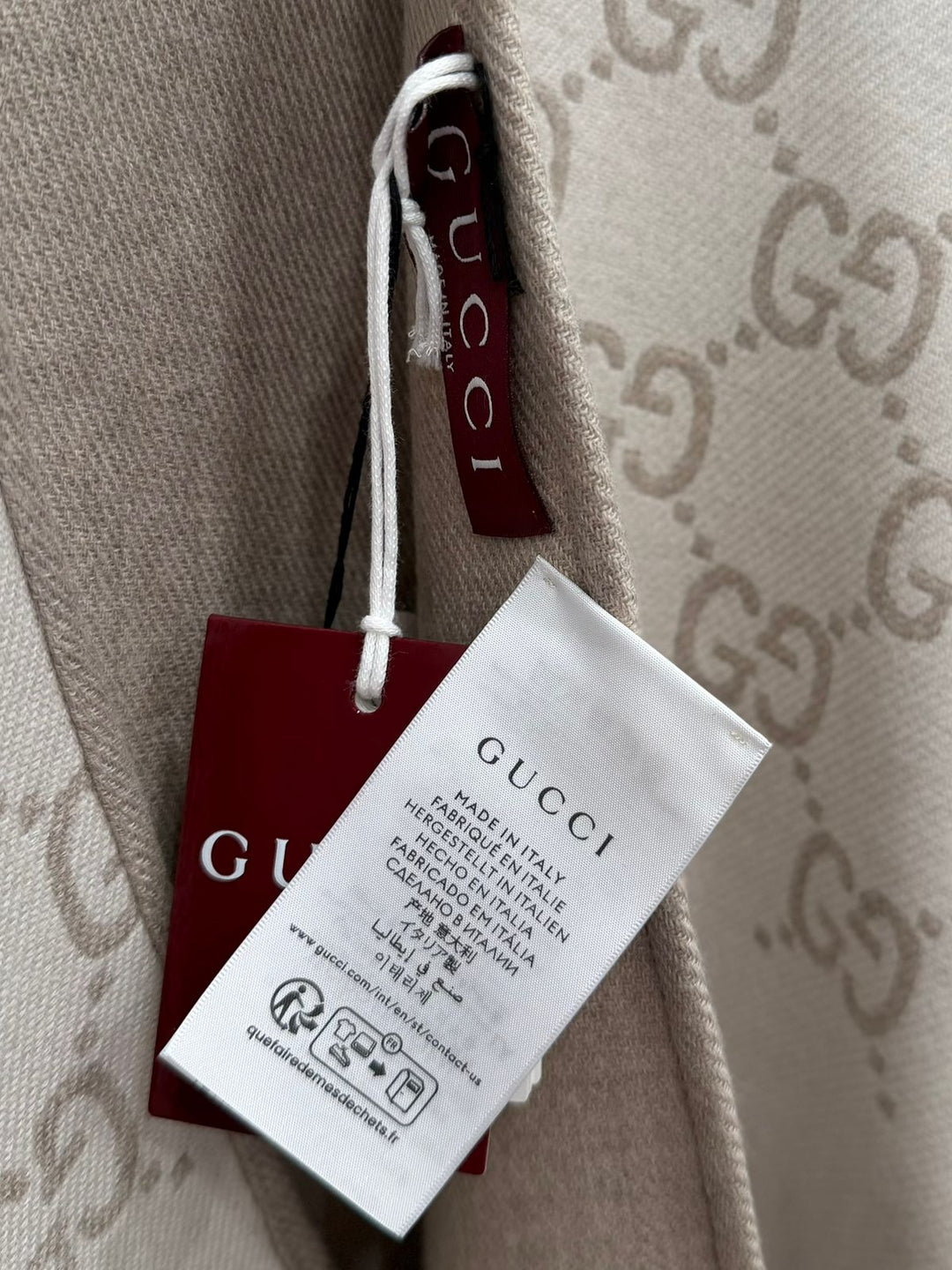 GUCCI GG MONOGRAM WOOL JACQUARD FRINGED CAPE