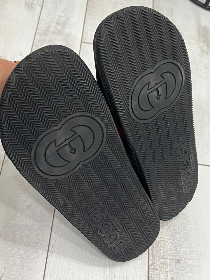 GUCCI INTERLOCKING G WEB STRIPE SLIDES
