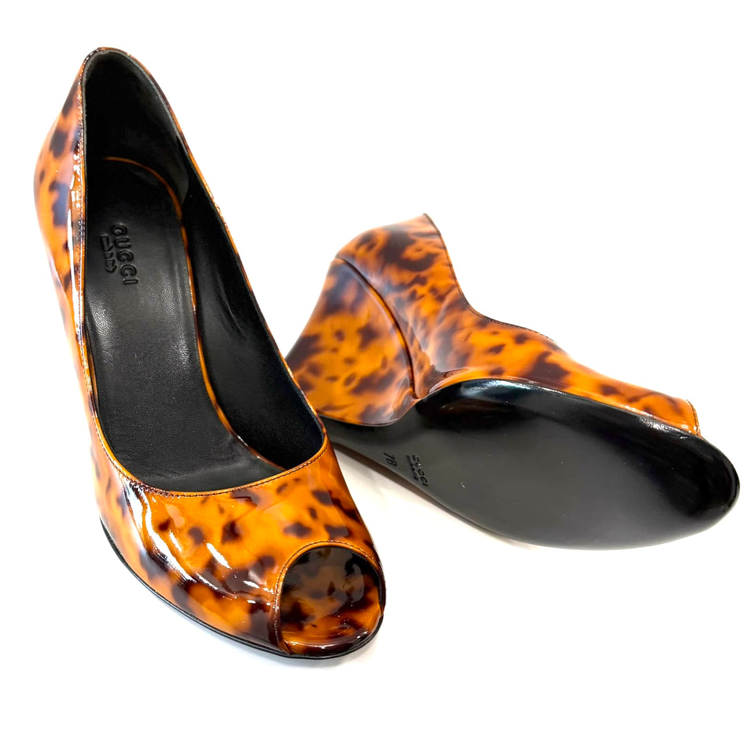 GUCCI LEOPARD PRINT PATENT CALF LEATHER WEDGE HEEL PEEP-TOE PUMPS