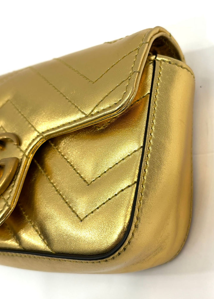 GUCCI METALLIC CALFSKIN GG MARMONT SUPER MINI CROSSBODY BAG