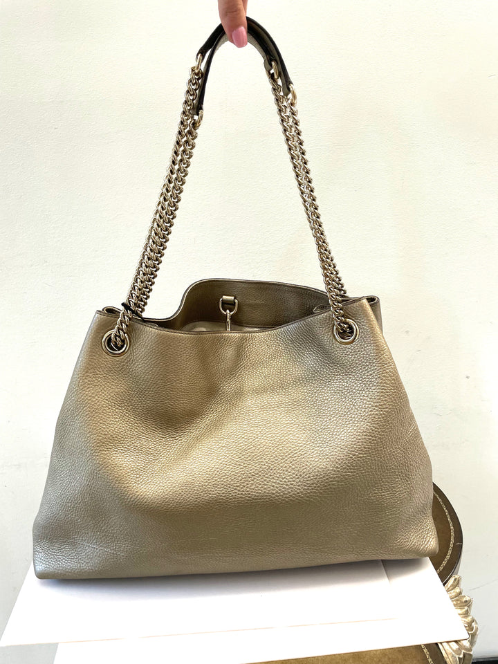GUCCI METALLIC CALFSKIN MEDIUM SOHO CHAIN SHOULDER BAG