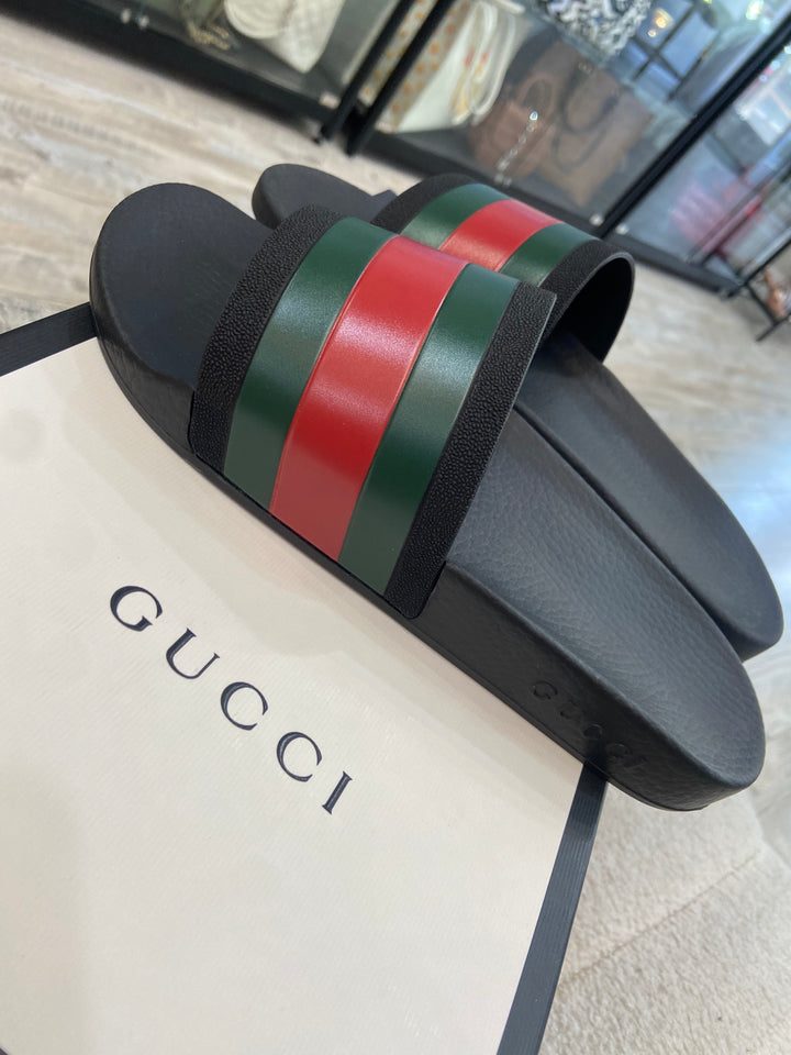Gucci Men\'s Pursuit Web Red Green Black Rubber Pool Slides Gucci | Shoes | Copy Mens Gucci Pursuit Trek Web Slide  main image 4