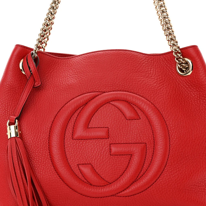 GUCCI PEBBLED CALFSKIN MEDIUM SOHO TASSEL CHAIN BAG