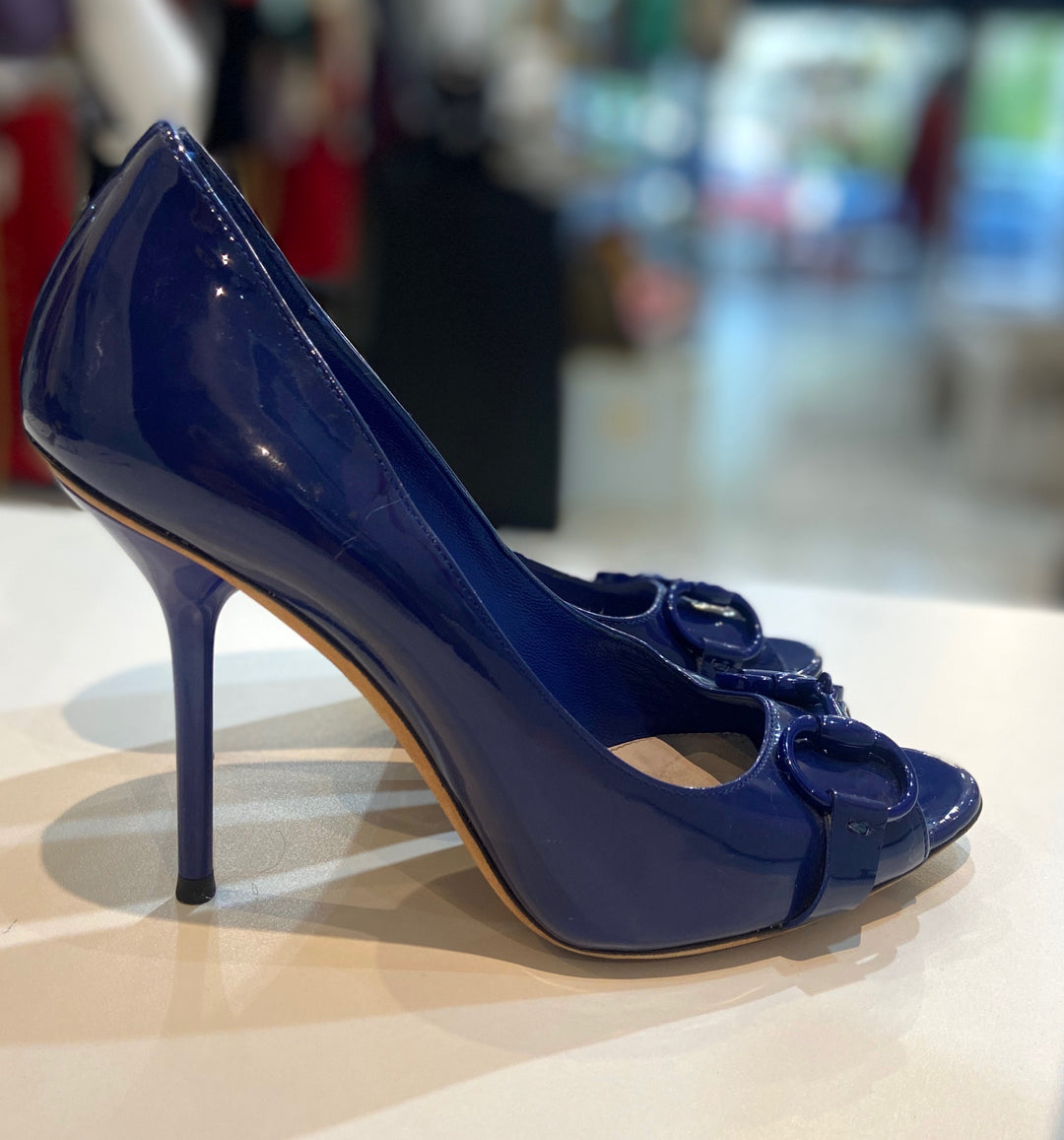 GUCCI HORSEBIT PATENT PEEP TOE PUMPS