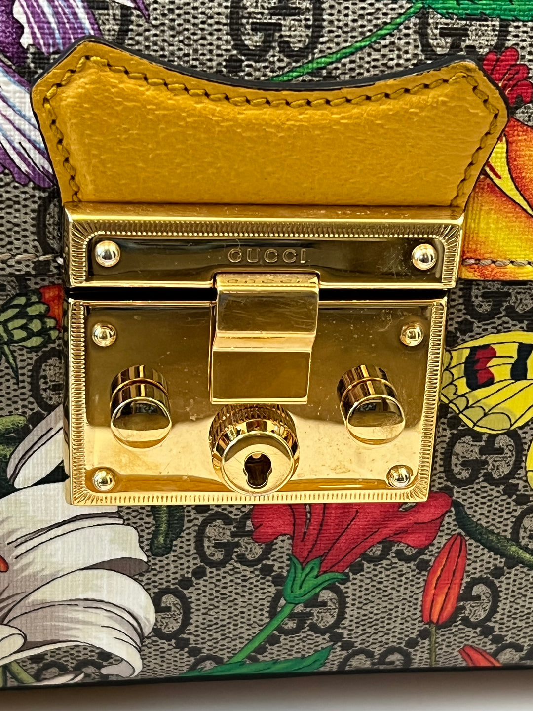 GUCCI GG SUPREME MONOGRAM FLORA BAMBOO PADLOCK BAG