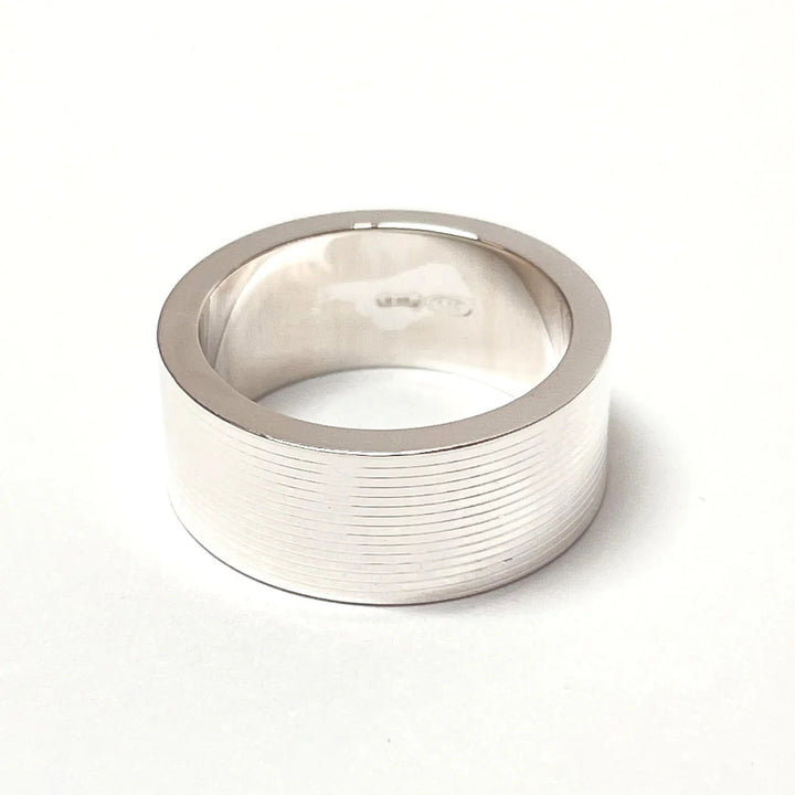 GUCCI STERLING SILVER GUCCI TRADEMARK WIDE BAND RING
