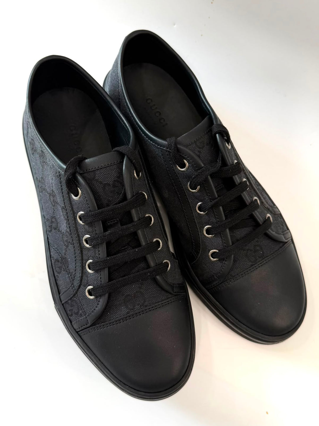 GUCCI GG MONOGRAM CANVAS &amp; CALFSKIN LEATHER LOW-TOP SNEAKERS