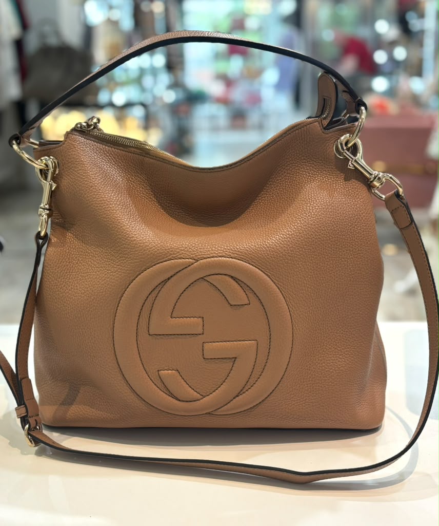 GUCCI CAMELIA PEBBLED CALFSKIN LEATHER SOHO HOBO BAG