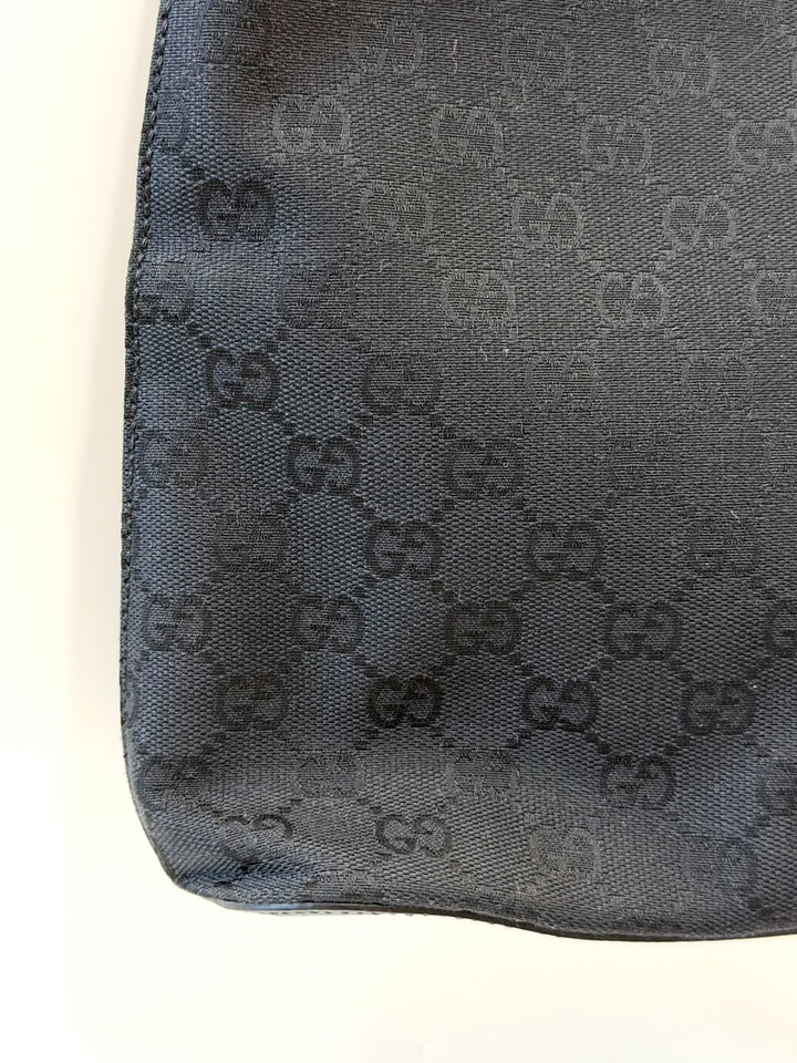 GUCCI GG CANVAS VINTAGE SHOULDER BAG