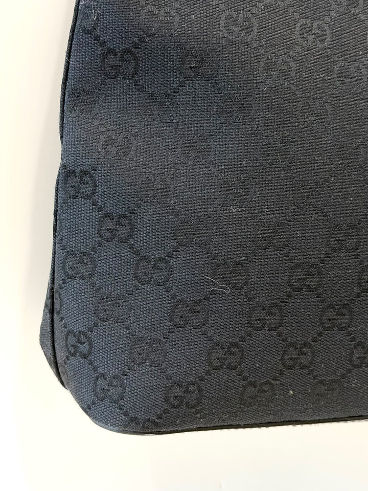 GUCCI GG CANVAS VINTAGE SHOULDER BAG