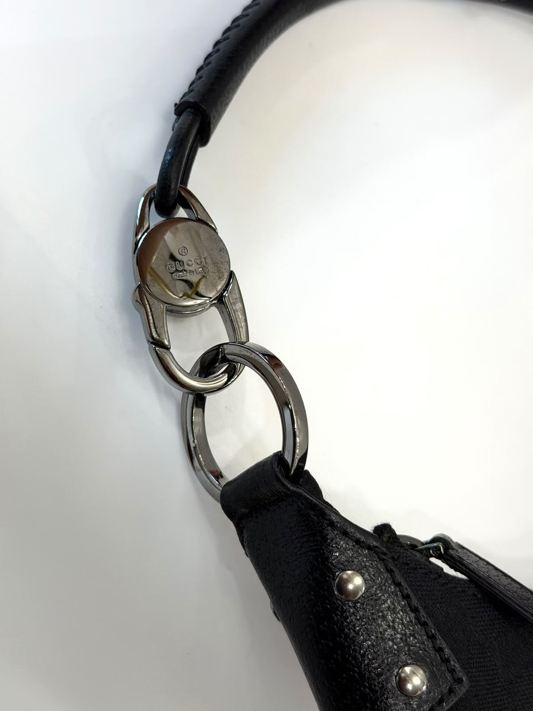 GUCCI GG CANVAS VINTAGE SHOULDER BAG