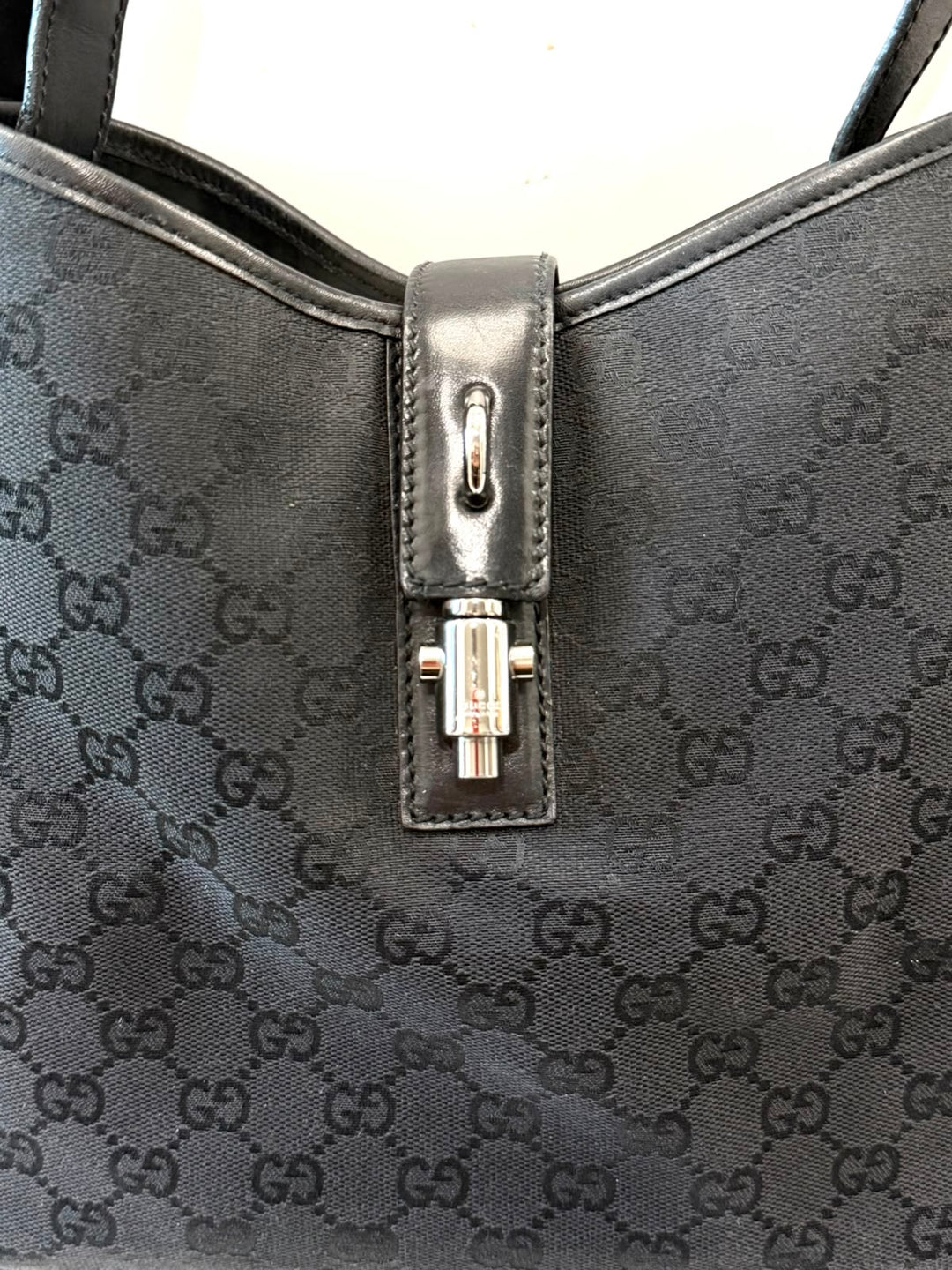 GUCCI GG MONOGRAM JACKIE PISTON-LOCK HOBO BAG