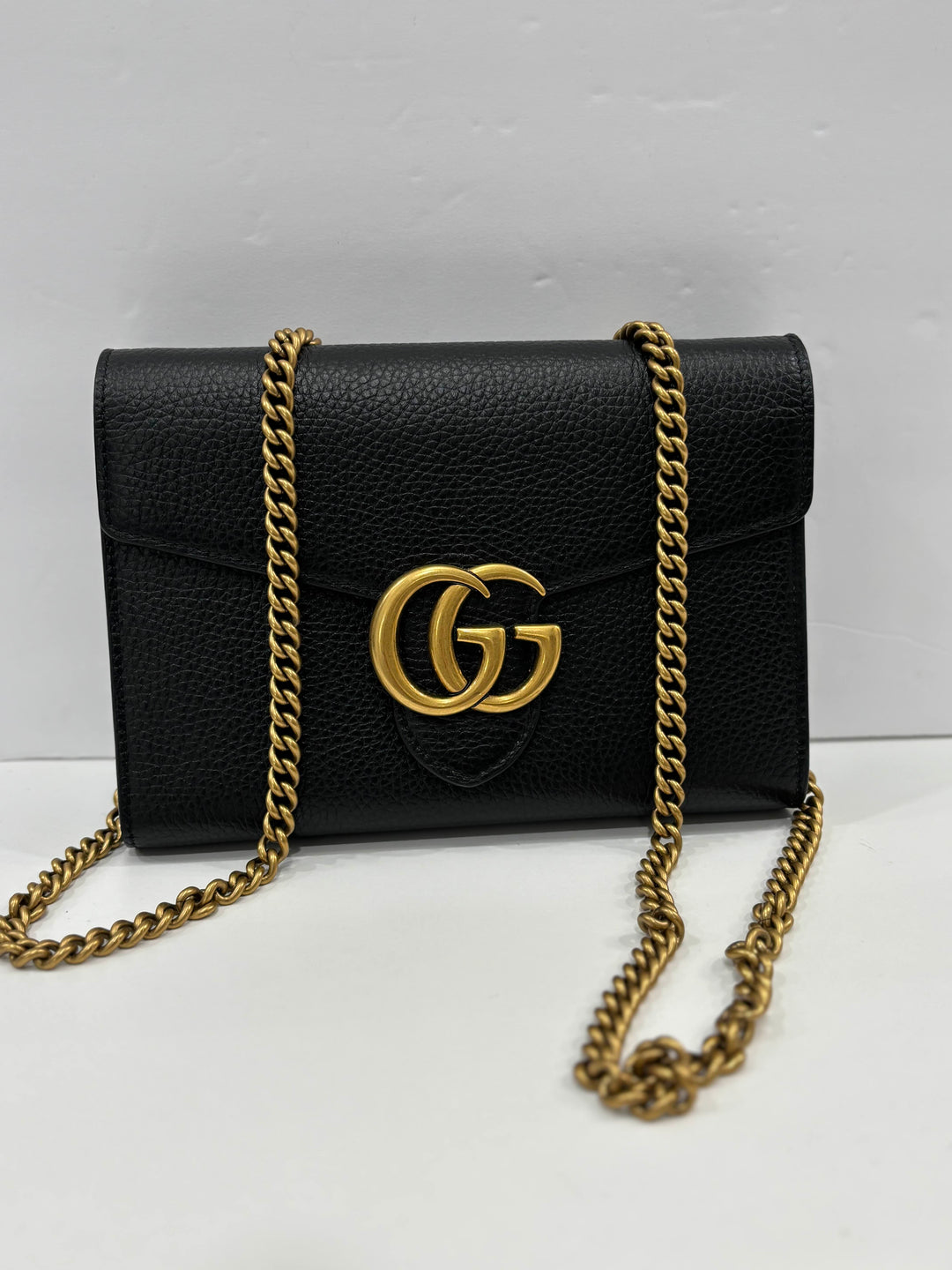 GUCCI GG MARMONT CALFSKIN LEATHER WALLET ON CHAIN