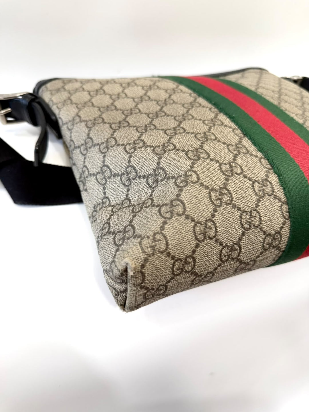 GUCCI GG SUPREME MONOGRAM WEB MESSENGER BAG