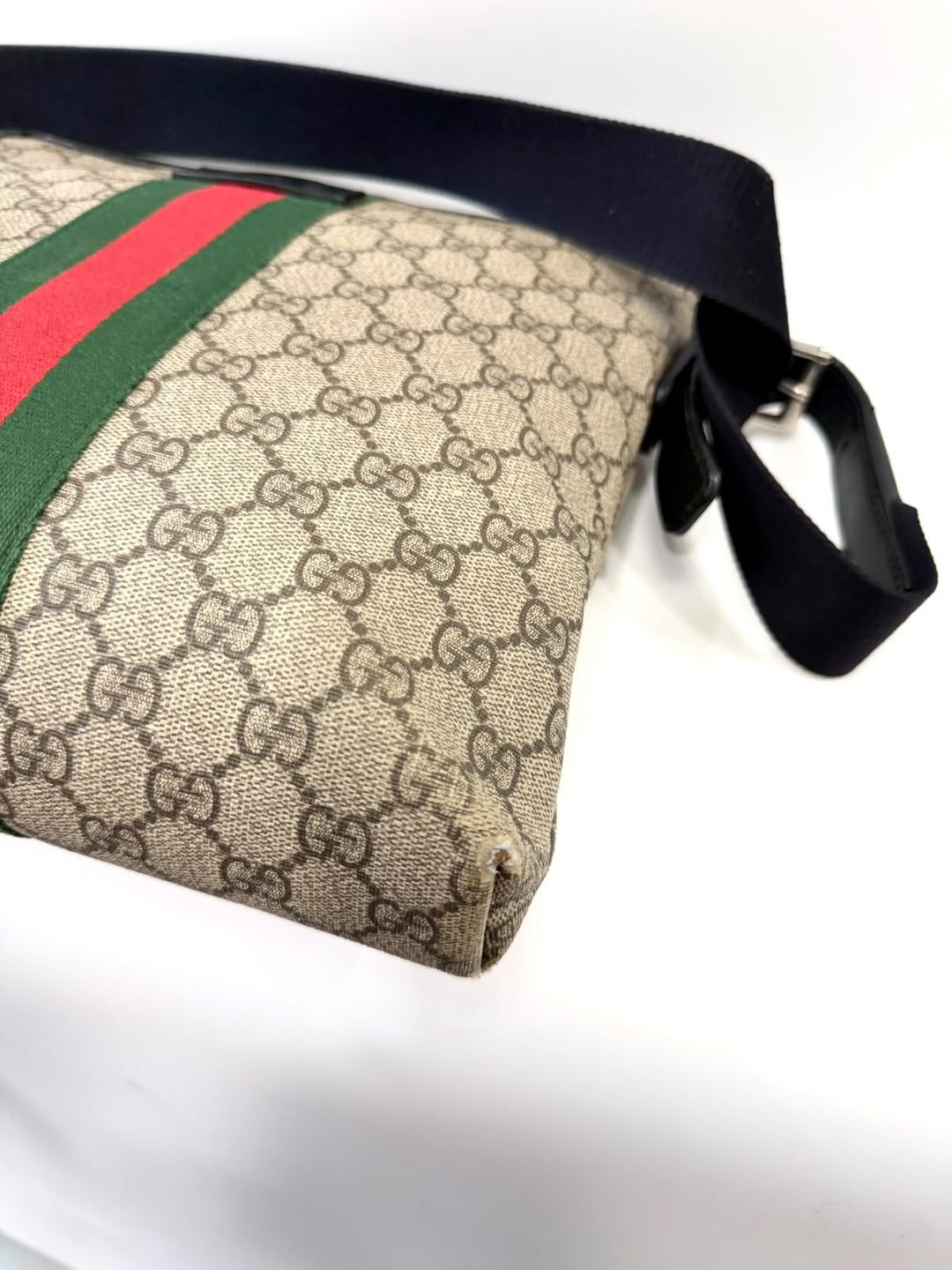 GUCCI GG SUPREME MONOGRAM WEB MESSENGER BAG