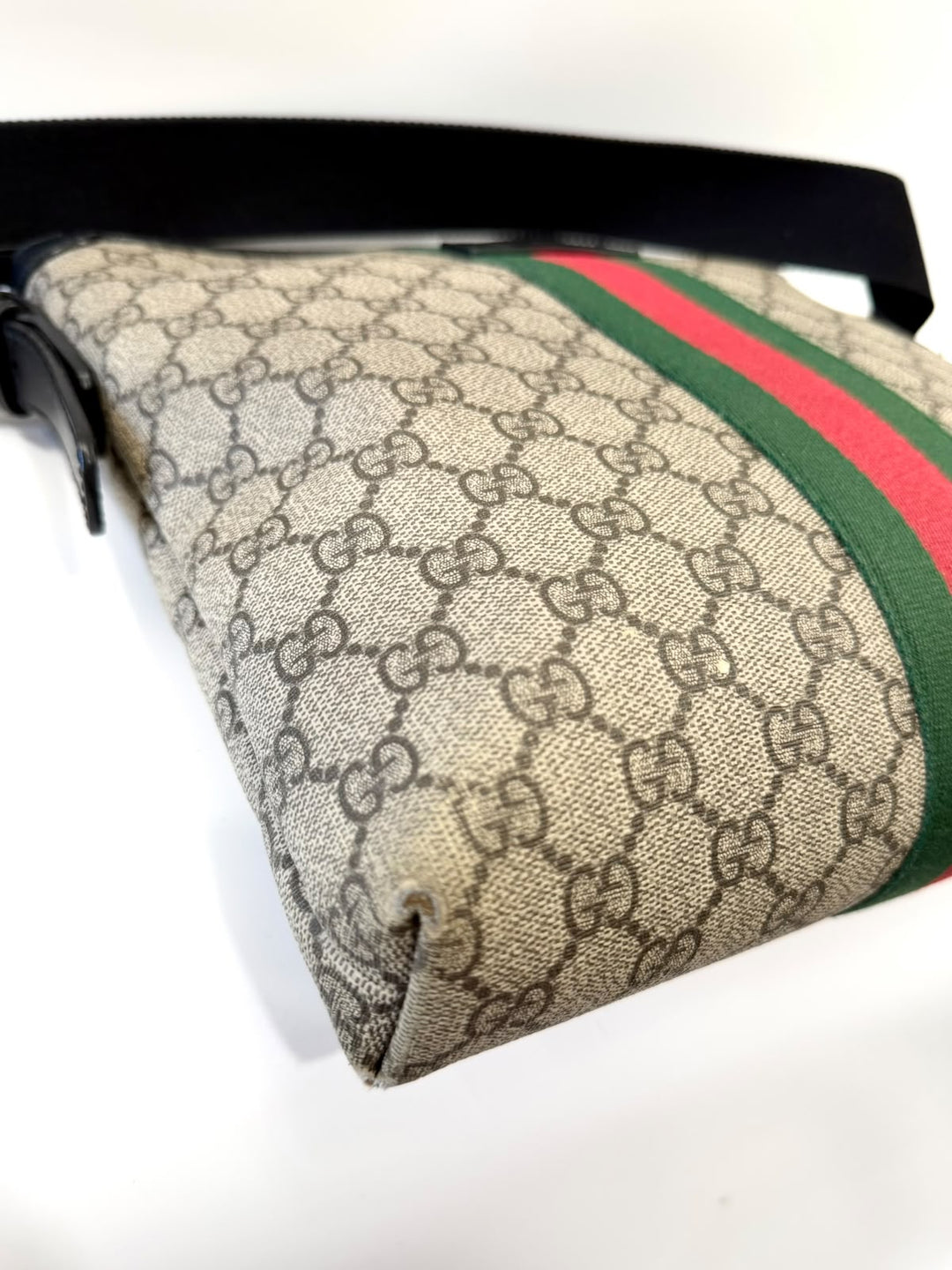 GUCCI GG SUPREME MONOGRAM WEB MESSENGER BAG