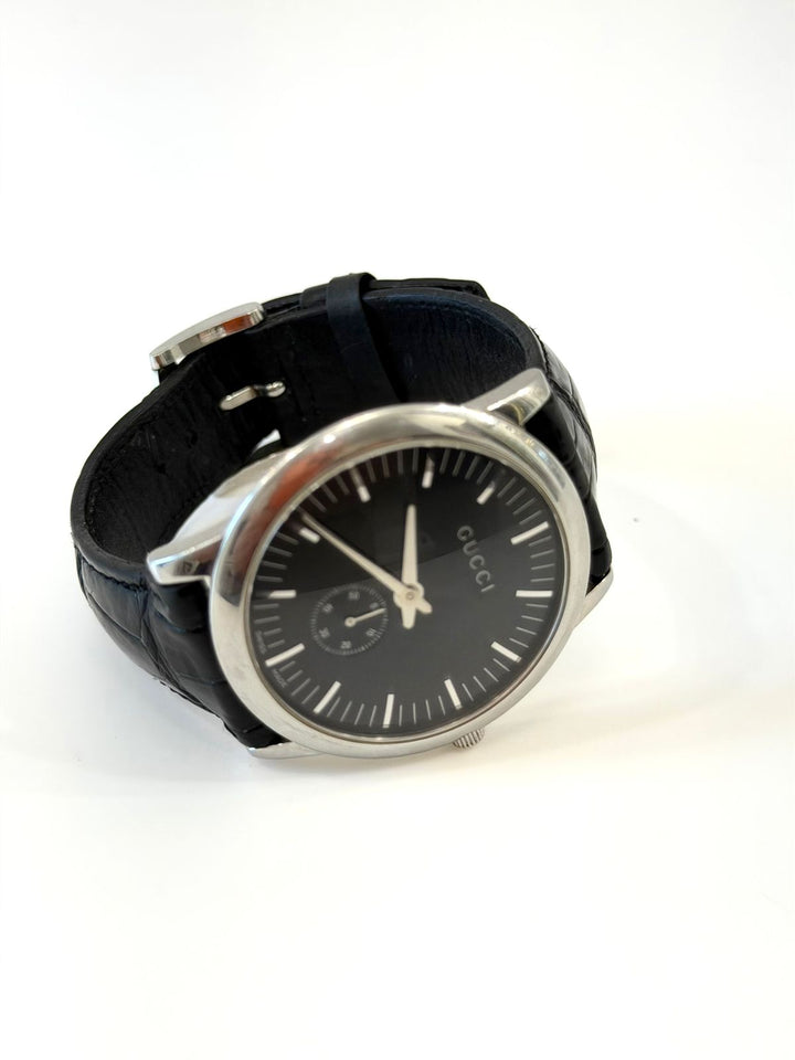GUCCI OROLOGIO 5600M CROC EMBOSSED LEATHER STRAP WATCH