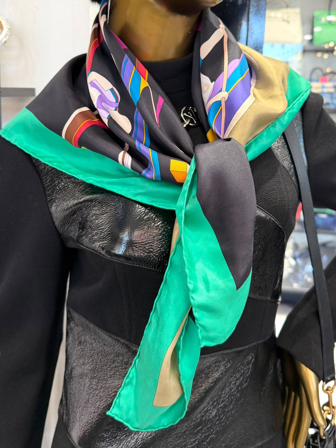 GUCCI ROWING PRINT SILK SCARF