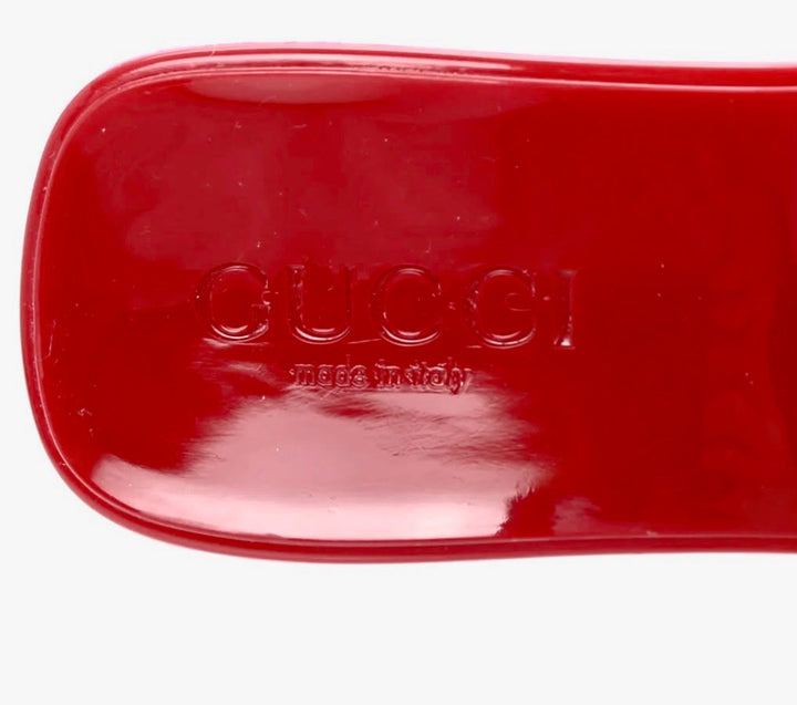 GUCCI EMBOSSED LOGO RUBBER PLATFORM MULES