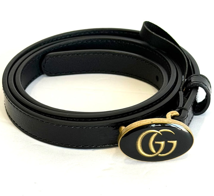 GUCCI OVAL ENAMELED BUCKLE PATENT CALF LEATHER SKINNY BELT