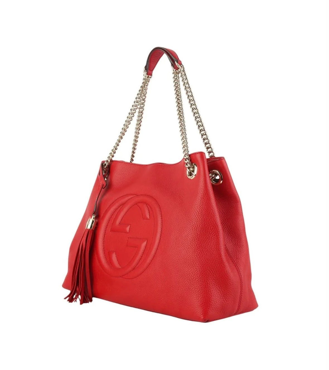 GUCCI PEBBLED CALFSKIN MEDIUM SOHO TASSEL CHAIN BAG