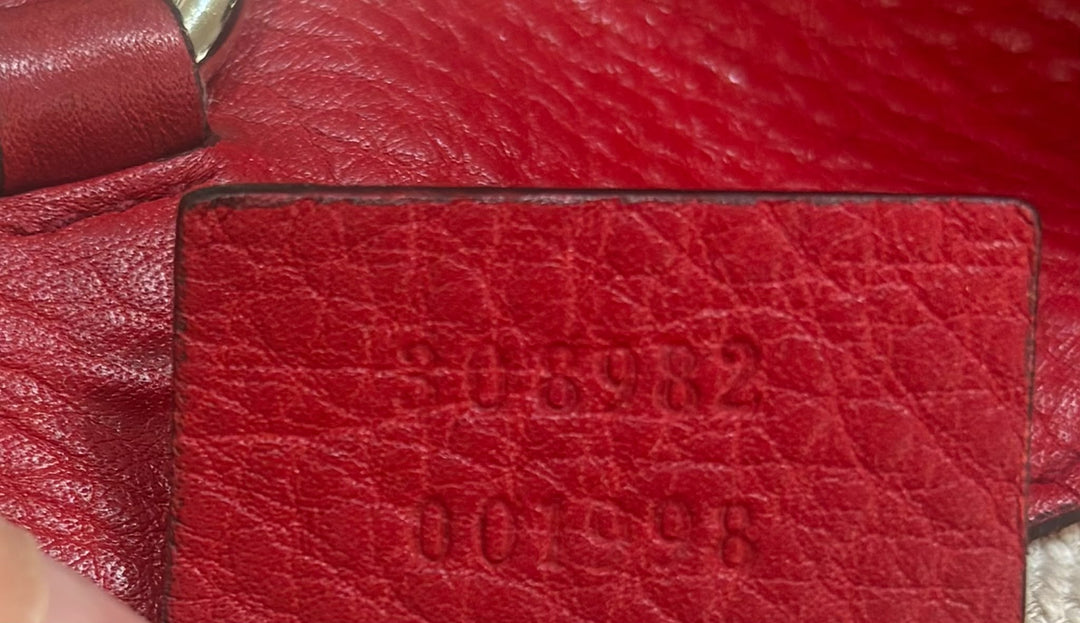 GUCCI PEBBLED CALFSKIN MEDIUM SOHO TASSEL CHAIN BAG