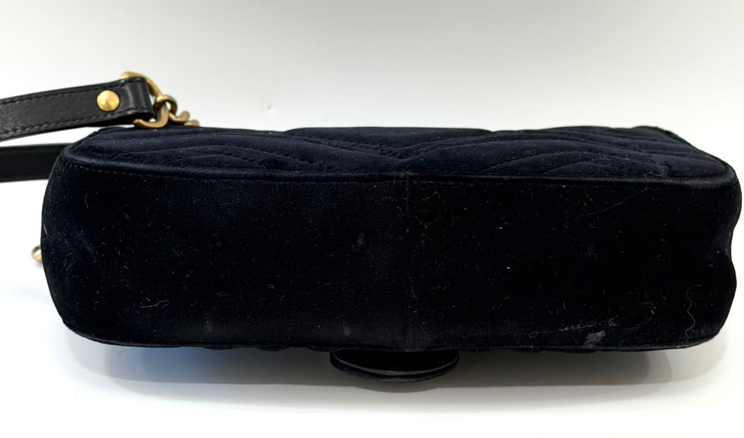 GUCCI VELVET MATELASSE MINI GG MARMONT SHOULDER BAG