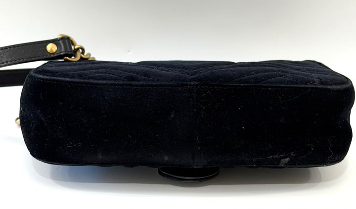 GUCCI VELVET MATELASSE MINI GG MARMONT SHOULDER BAG