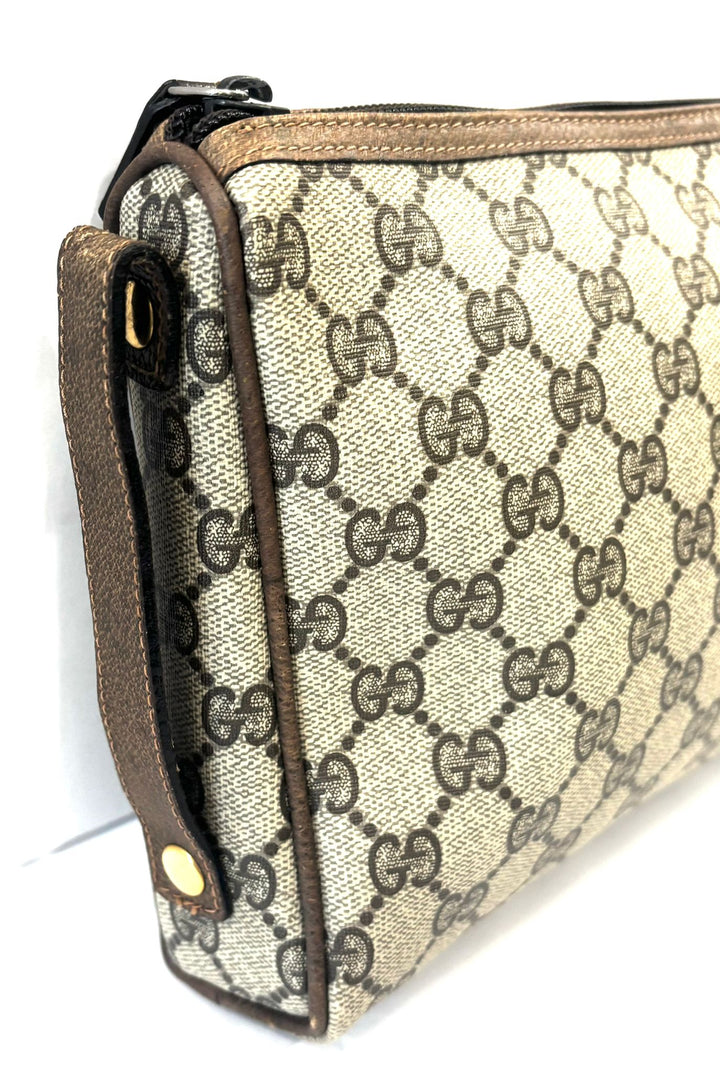 GUCCI GG SUPREME VINTAGE CLUTCH BAG