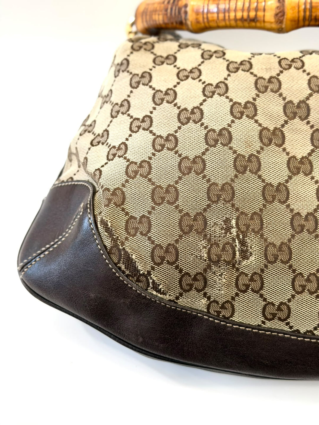 GUCCI VINTAGE GG MONOGRAM PEGGY BAMBOO SHOULDER BAG