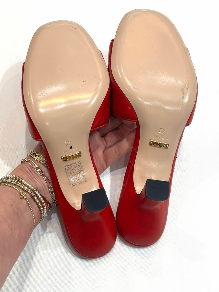 GUCCI GG MARMONT MATELASSÉ NAPPA LEATHER MULES