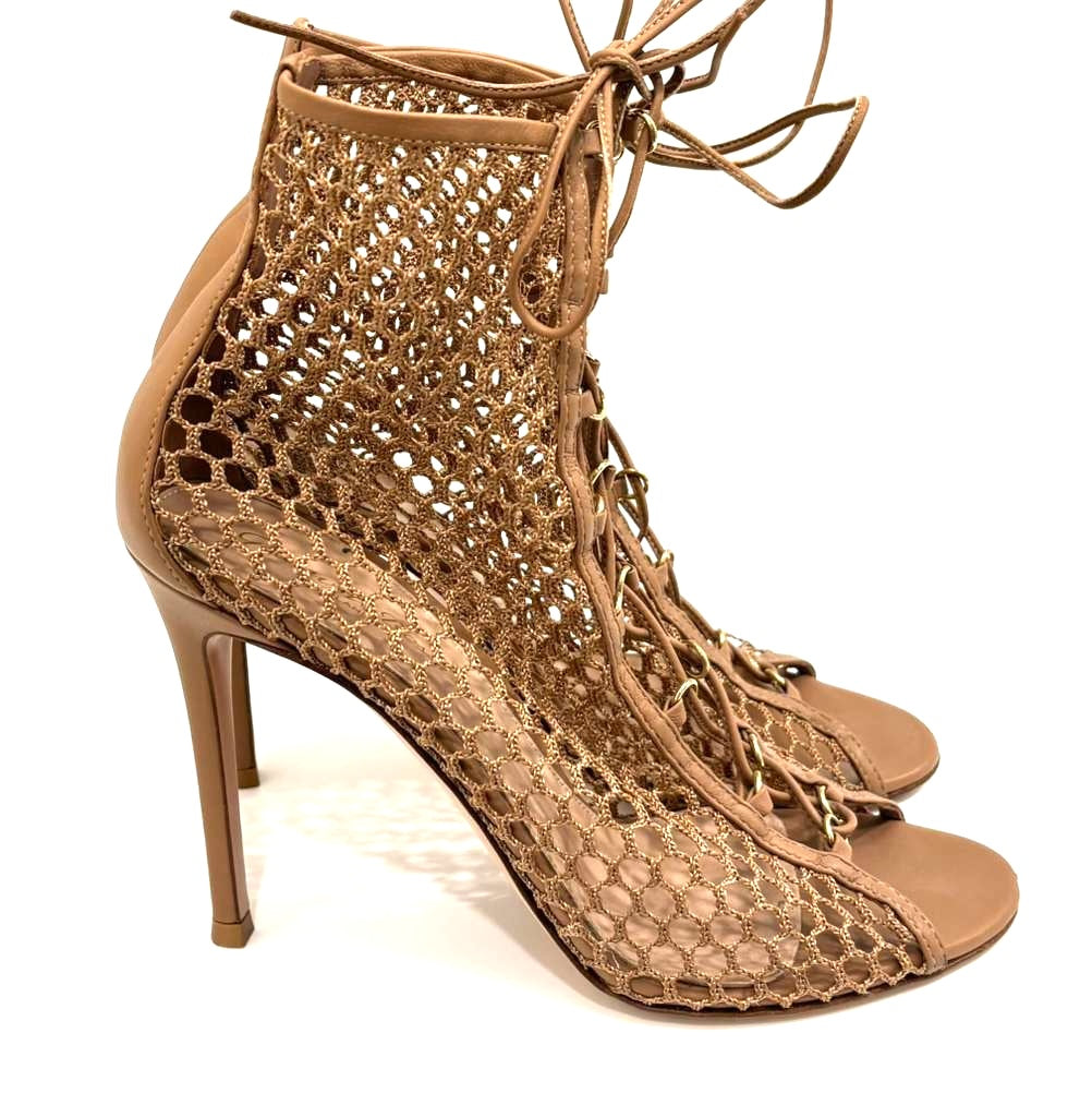 GIANVITO ROSSI HELENA LACE-UP ANKLE BOOTIES