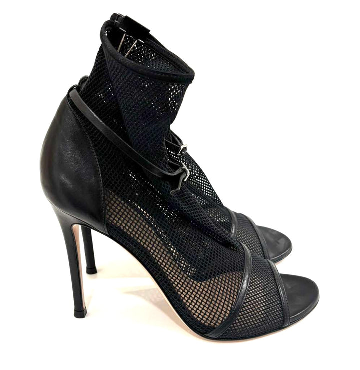 GIANVITO ROSSI IDOL MESH OPEN-TOE 105MM BOOTIES