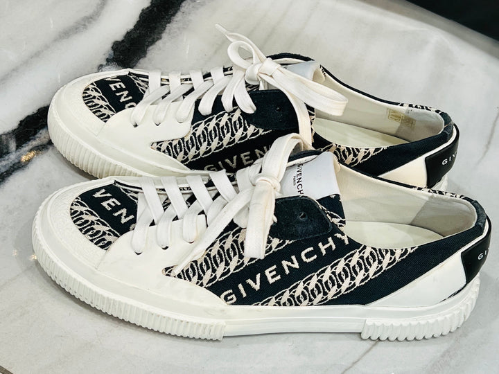GIVENCHY CHAIN TENNIS LIGHT SNEAKERS