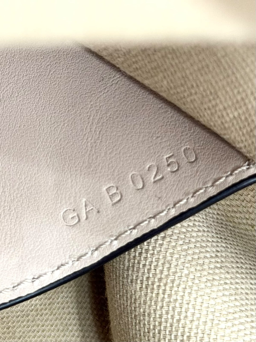 GIVENCHY SOFT CALFSKIN LEATHER MEDIUM ANTIGONA BAG IN DUNE