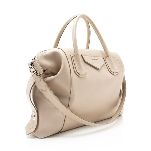 GIVENCHY SOFT CALFSKIN LEATHER MEDIUM ANTIGONA BAG IN DUNE