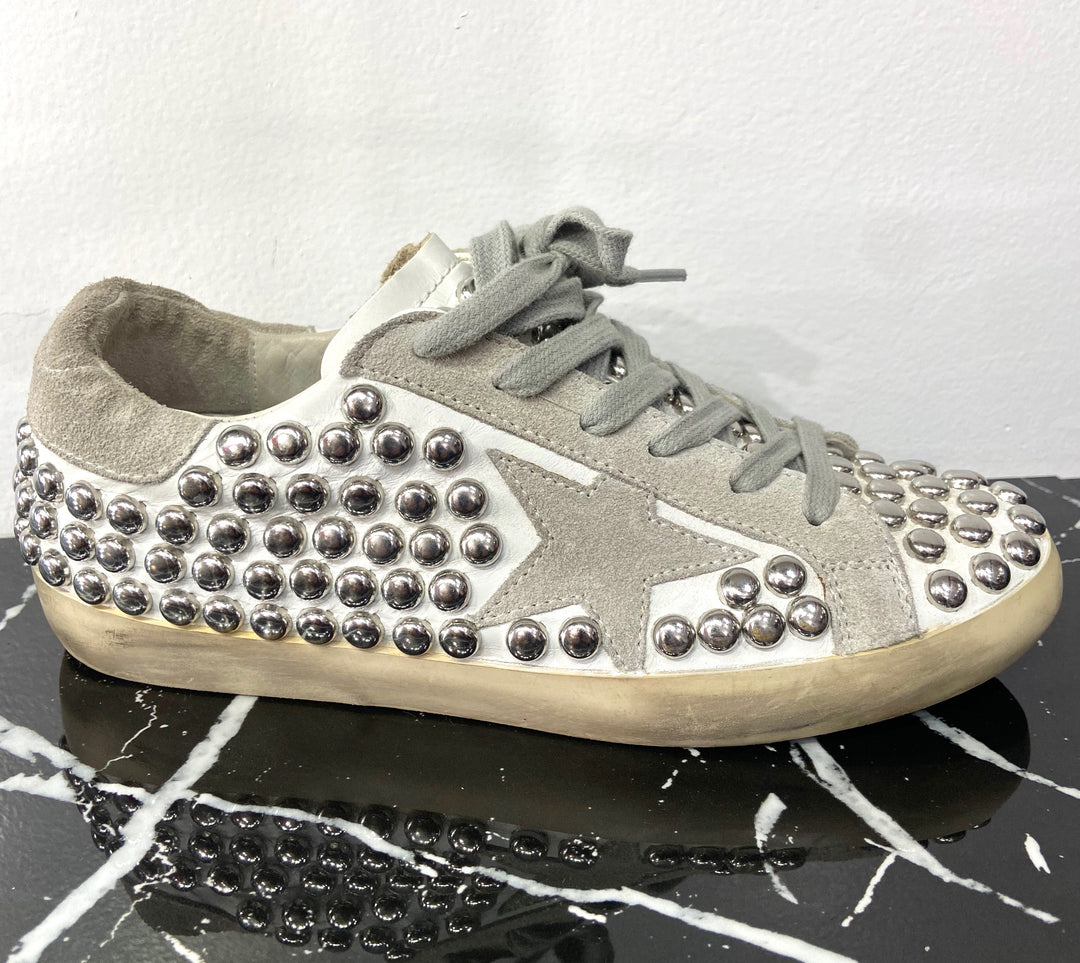 GOLDEN GOOSE STUDDED SUPERSTAR SNEAKERS