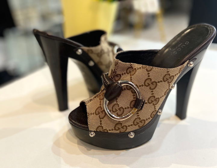 GUCCI MONOGRAM CELLARIUS SOFT CALFSKIN &amp; CANVAS ICON BIT CLOGS