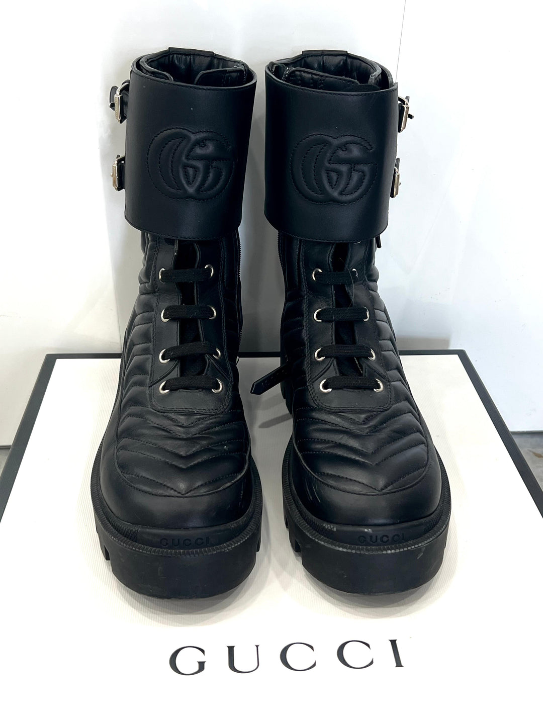 GUCCI GG MARMONT MATELASSÉ CHARLOTTE CALFSKIN LEATHER COMBAT BOOTS