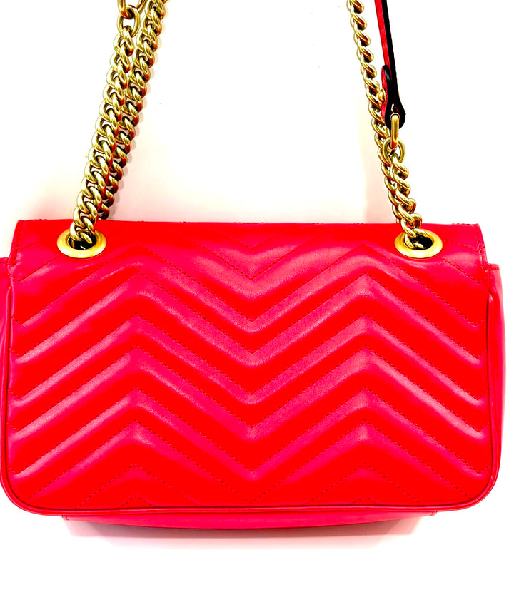 GUCCI GG MARMONT MATELASSÉ QUILTED CALFSKIN MEDIUM SHOULDER BAG
