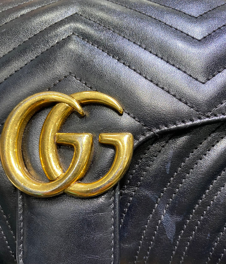 GUCCI GG MARMONT SMALL MATELASSÉ CALFSKIN LEATHER SHOULDER BAG