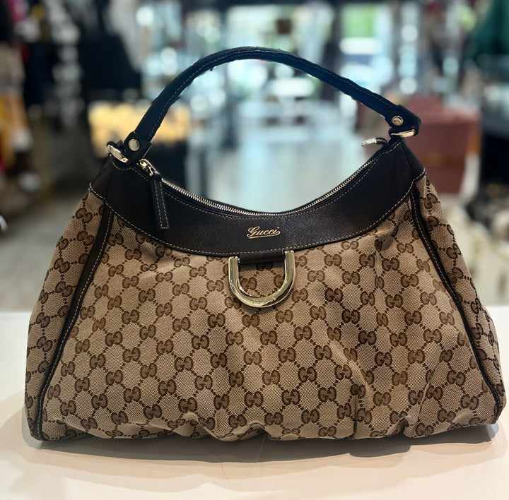 GUCCI GG MONOGRAM ABBEY D-RING SHOULDER BAG