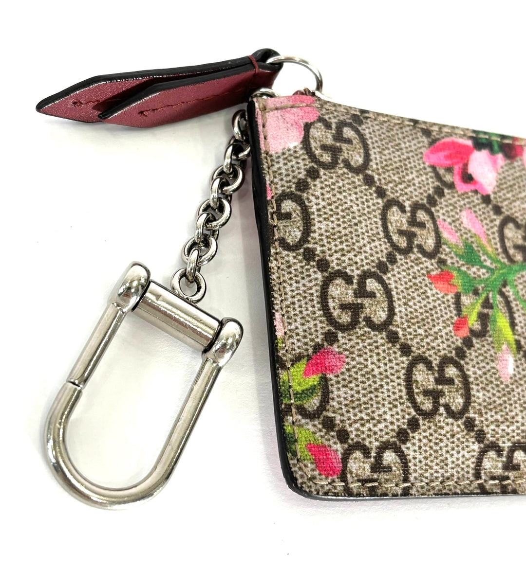 GUCCI GG SUPREME MONOGRAM BLOOMS FLORAL COIN KEY CASE