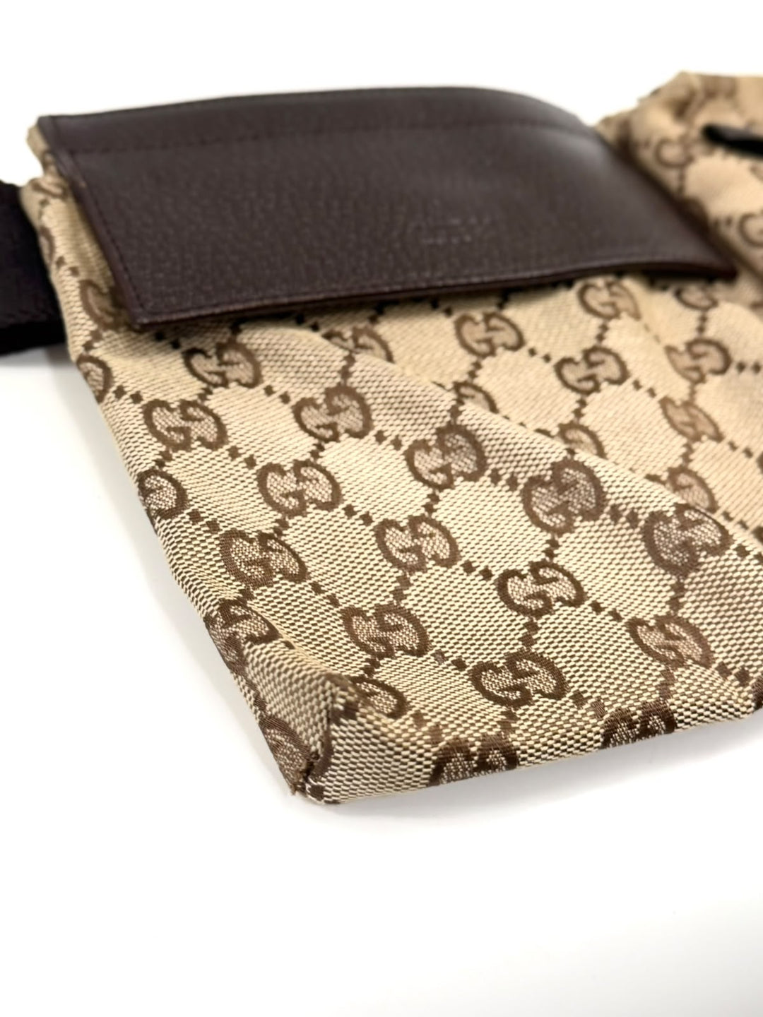 GUCCI GG SUPREME MONOGRAM DOUBLE POCKET BELT BAG