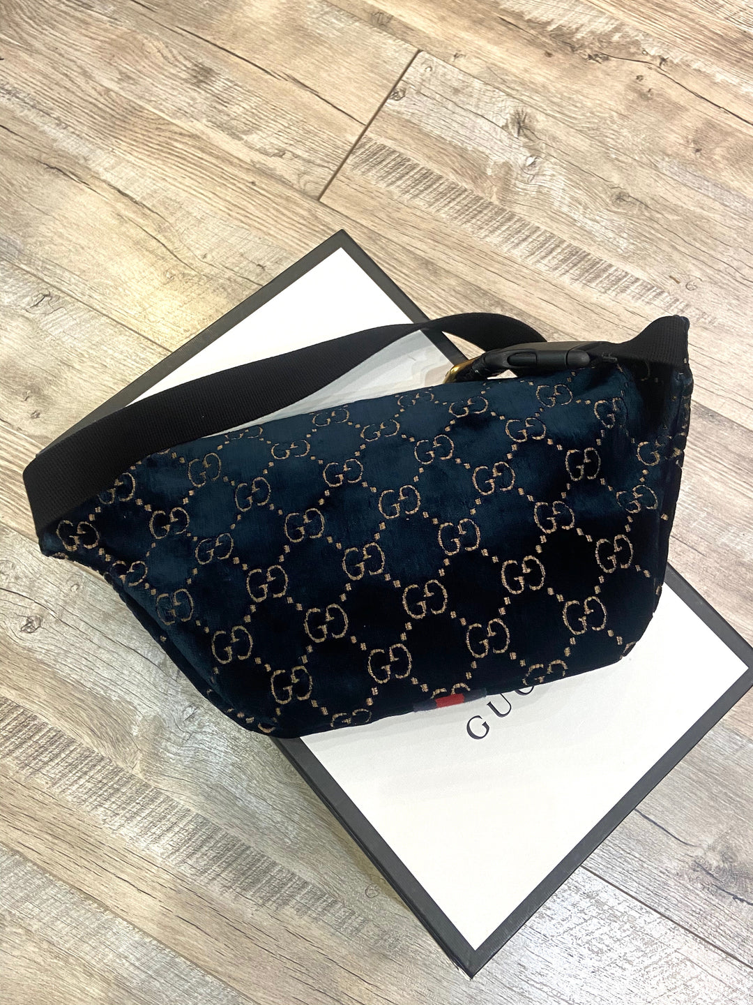 GUCCI GG OPHIDIA WEB VELVET LARGE BELT BAG – Caroline's Fashion