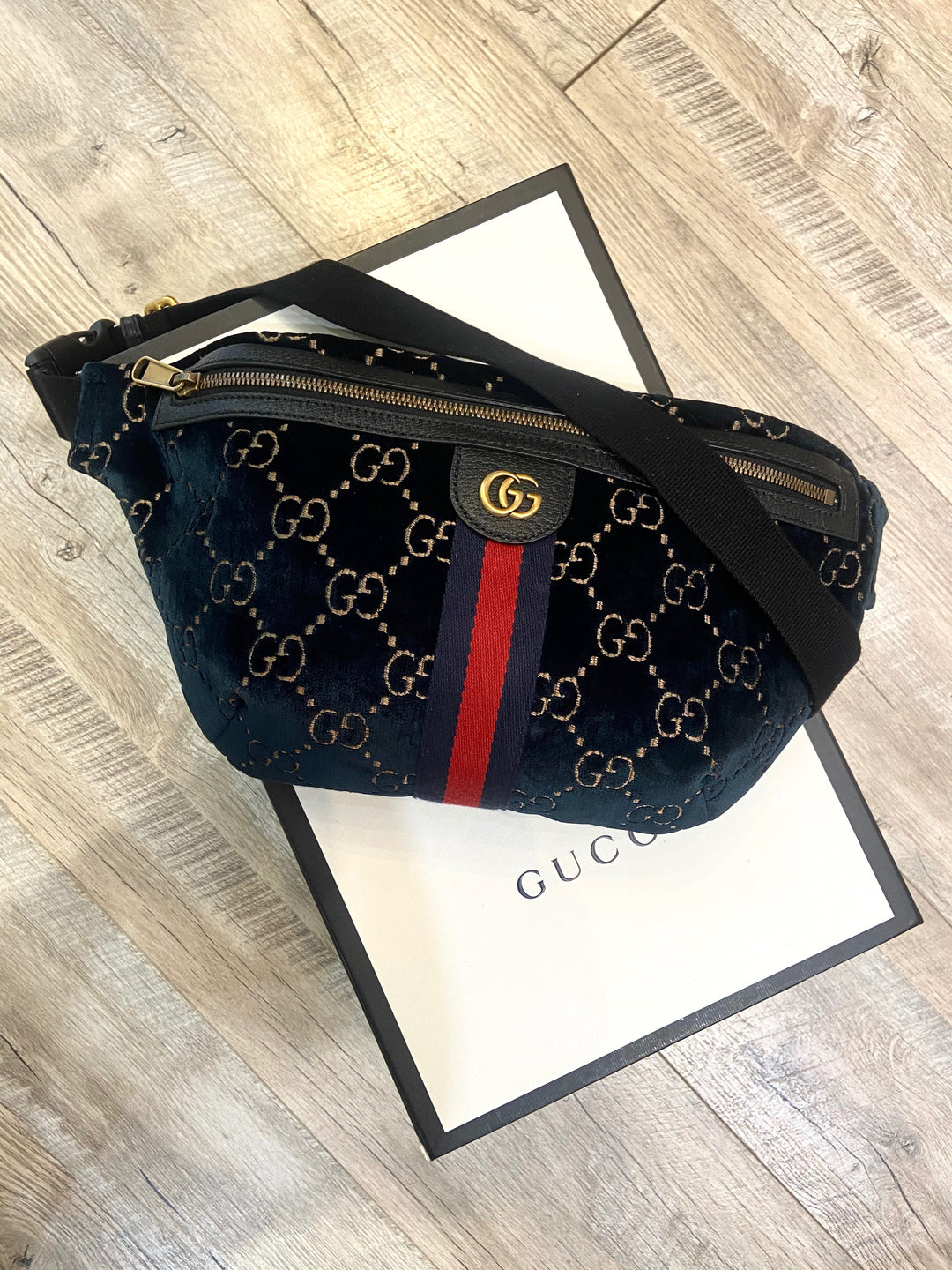 GUCCI GG OPHIDIA WEB VELVET LARGE BELT BAG – Caroline's Fashion