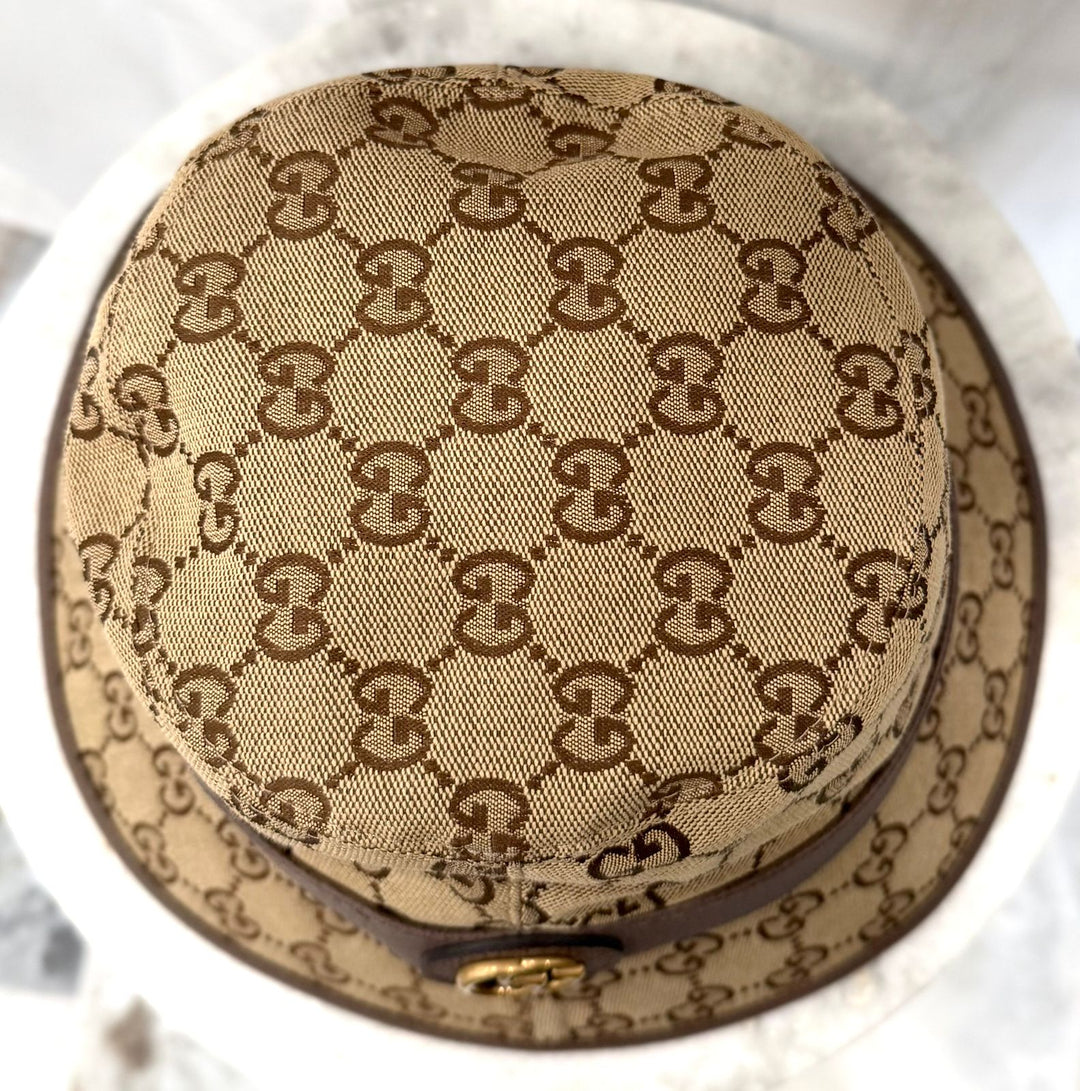 GUCCI GG SUPREME CANVAS &amp; LEATHER BUCKET HAT