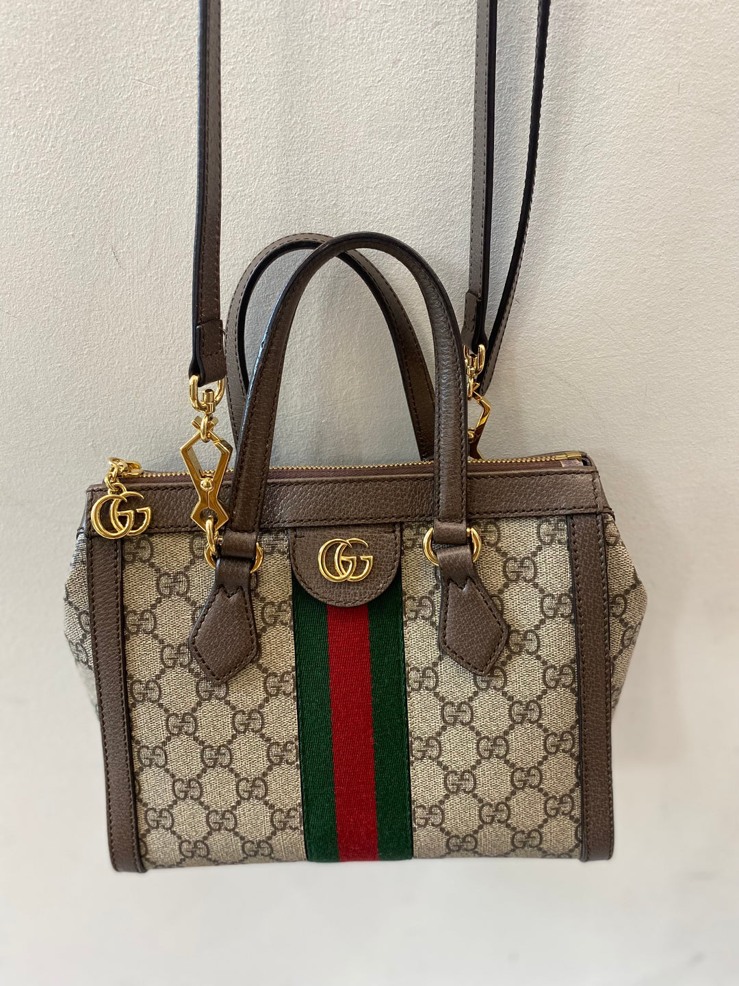 GUCCI GG SUPREME SMALL OPHIDIA TOTE BAG – Caroline's Fashion Luxuries
