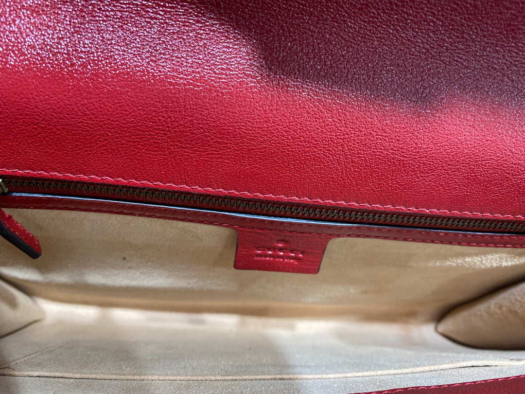 GUCCI MATELASSE LEATHER TORCHON GG MARMONT CLUTCH BAG